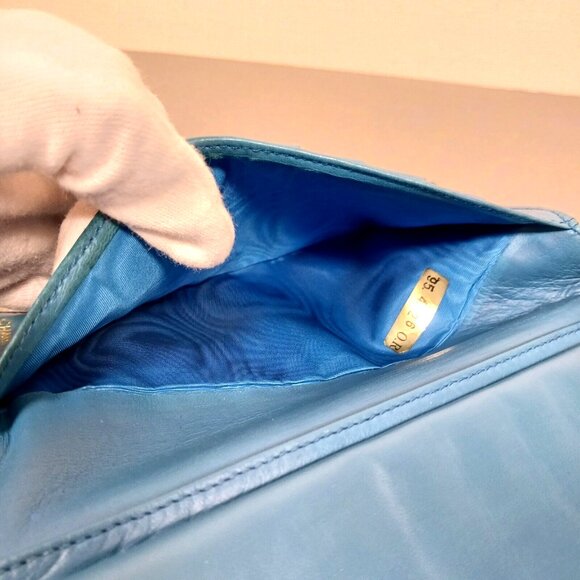 🔥💎 Chanel Caviar Kiss Lock Leather CC Logo Long Wallet Purse Blue Full set - Picture 10 of 16